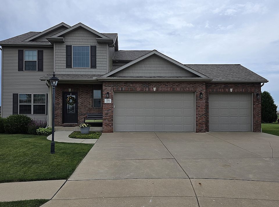 1st image of 734 Drake Ln