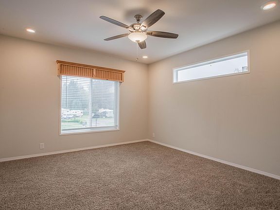 5th image of 15826 81st St E #121