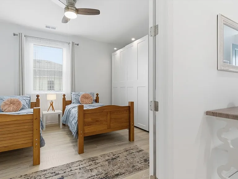 855 Weekend Ave — Photo 42
