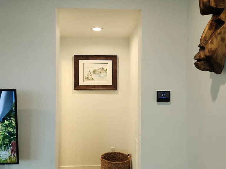 6830 E Lowry Blvd — Photo 5
