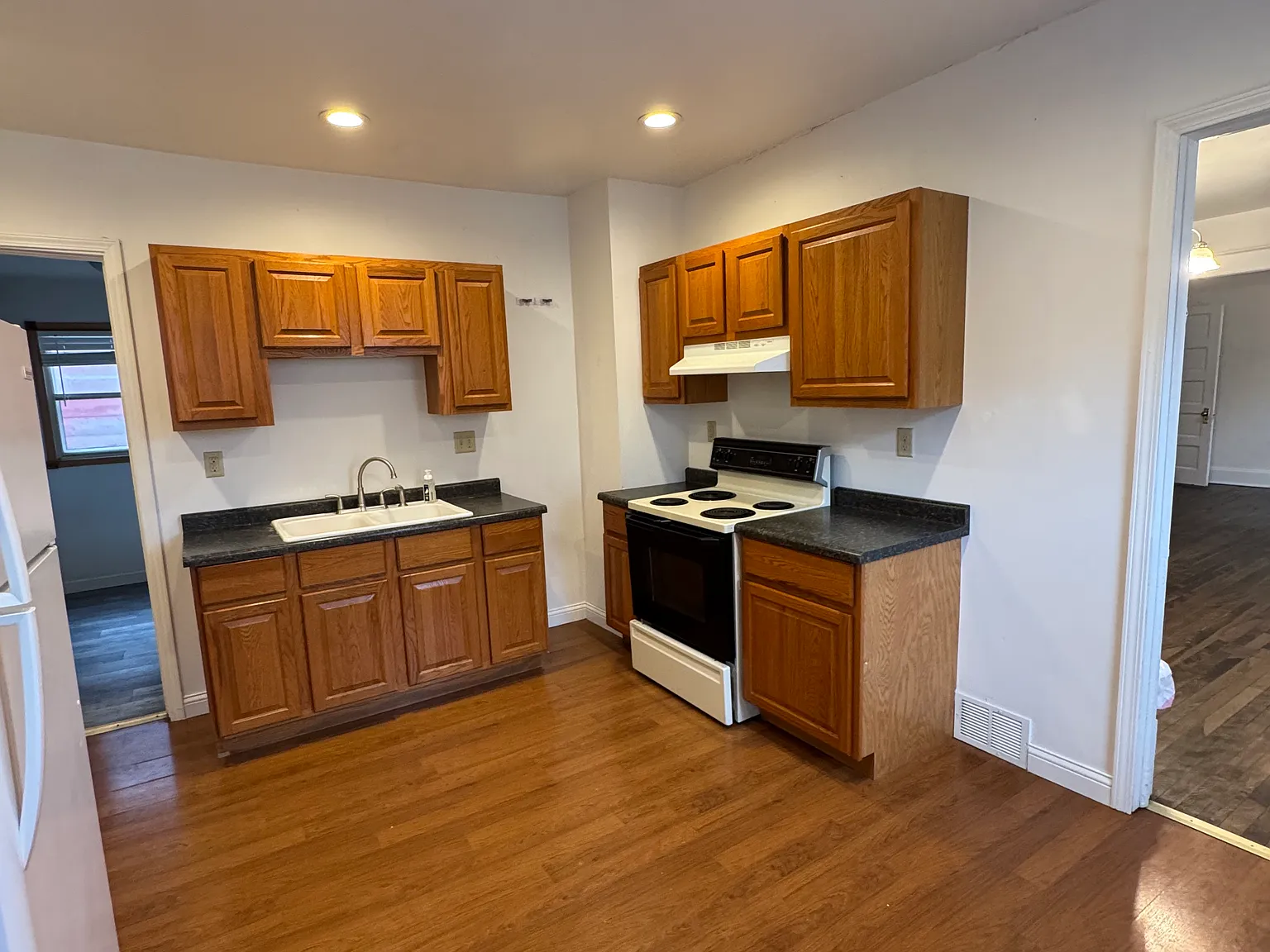 1337 S 63rd St — Photo 3