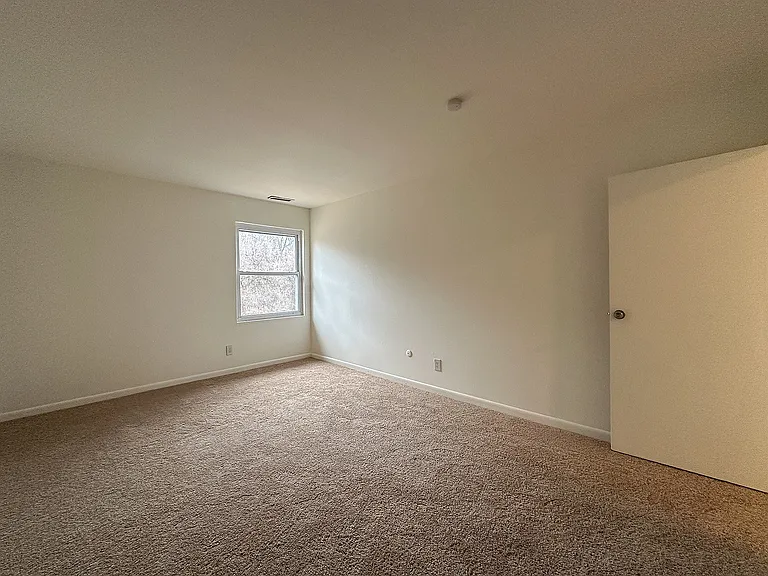 Woodcrest Village — Photo 14