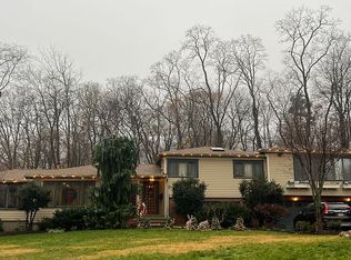 5 Laurel Hill Rd, Mountain Lakes, NJ 07046