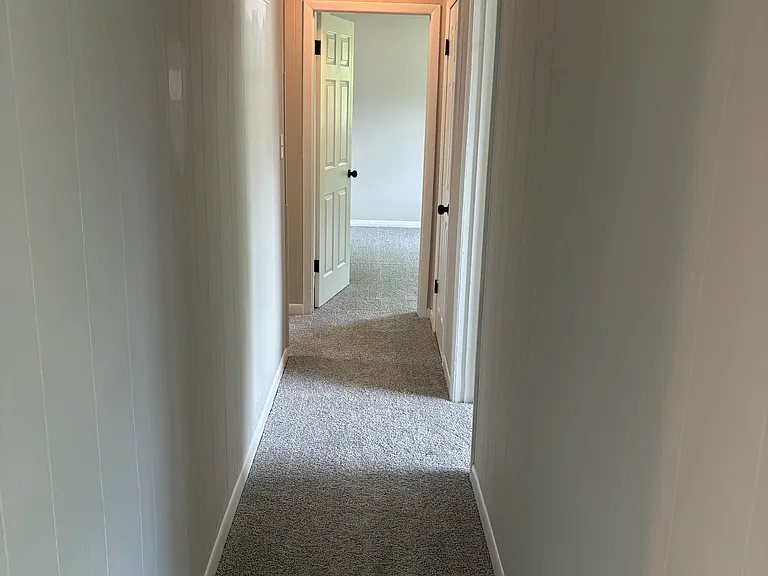 3409 W Weaver Rd — Photo 4