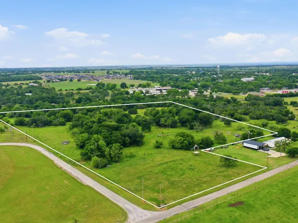 500 W 7th St, Tolar, TX 76476