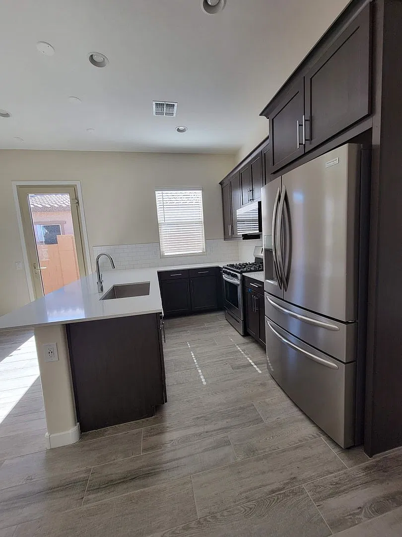 Newly Built Next Generation Full Suite Casita All Utilities Included — Photo 4