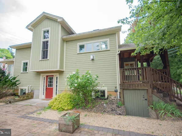 336 W High St, Shepherdstown, WV 25443