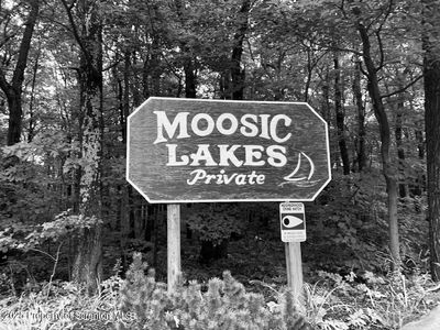 Little Lake Rd, Jefferson Township, PA, 18436