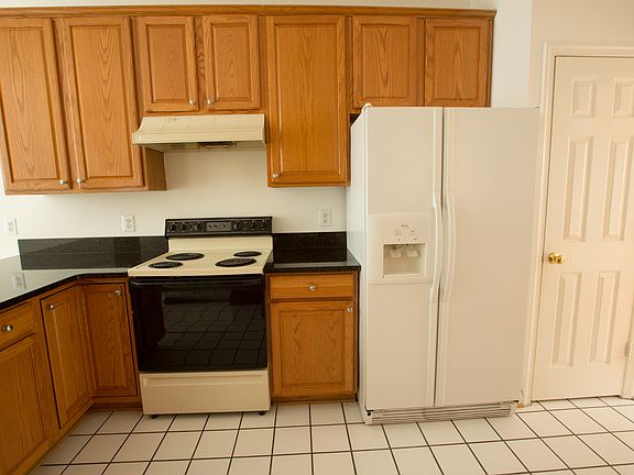 5th image of 2911 Jessica Ct