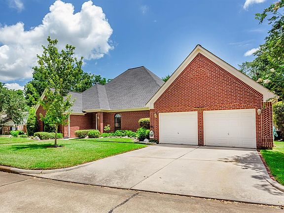 2nd image of 4802 Lake Village Dr