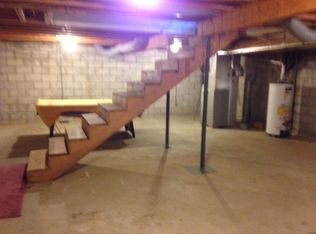 12601 Collins Ln, Saint Francisville, IL 62460