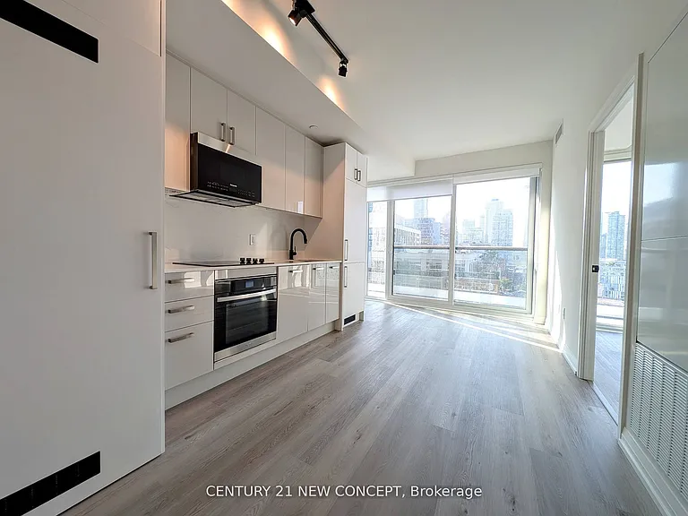 280 Dundas St W #1408 — Photo 5
