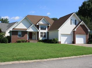 101 Copperfield Ct, White House, TN 37188