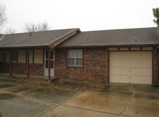 218 S Reyer St #B, Rose Hill, KS 67133