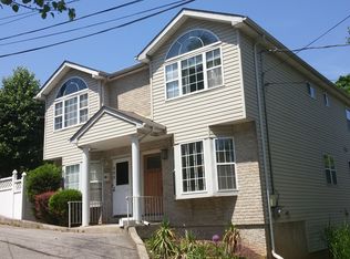 250 Ward Ave, Staten Island, NY