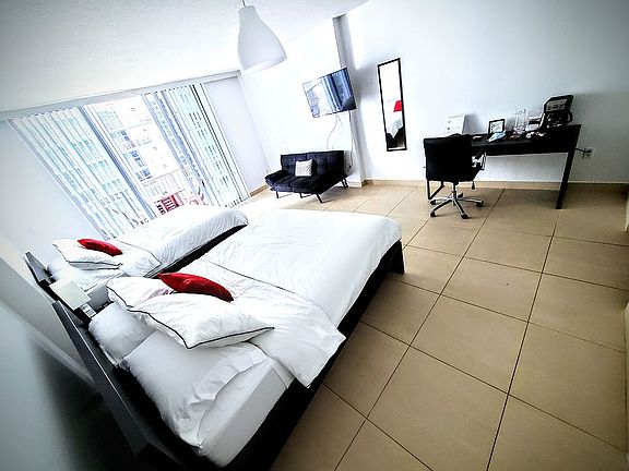 2nd image of 1750 N Bayshore Dr APT 2207