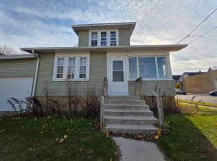1715 Marshall Street, Manitowoc, WI 54220