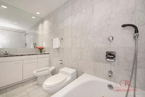 Rented by Capital Realty NY | media 15