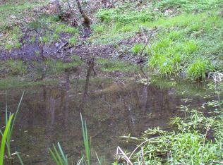 1952 E Fork Rd, Williams, OR 97544