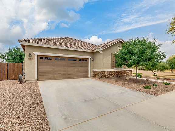 2nd image of 21268 E Calle Luna