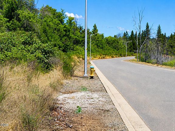 5th image of 1294 Golf Club Dr