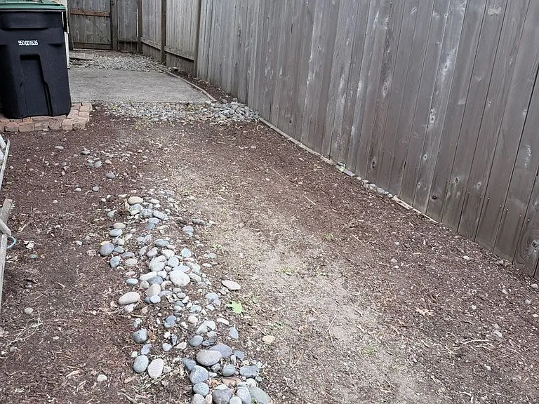 r1078 — Photo 9