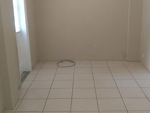 5th image of 5113 N Central Ave APT C