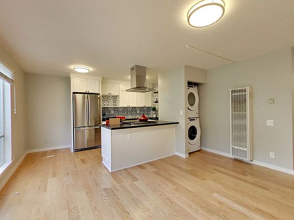 5th image of 41 Moss Ave #E16231966