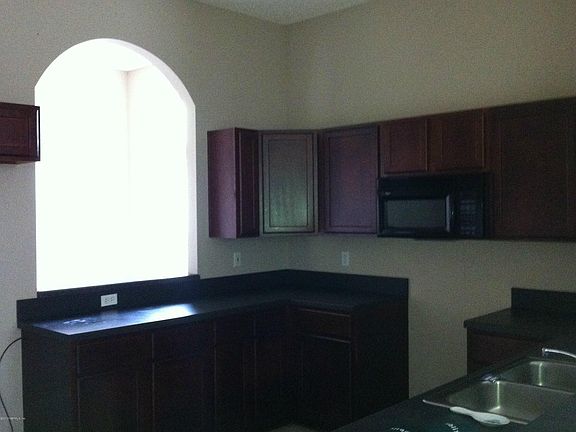 3rd image of 5975 Long Cove Dr