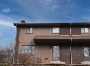 12 Briar Hill Rd, Charleston, WV 25314