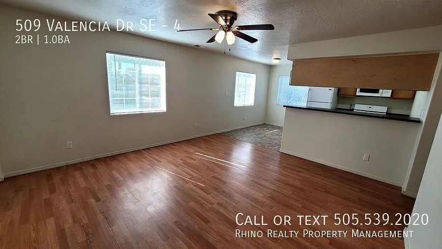 2 Bedroom, 1 Bath In The SE! — Photo 3