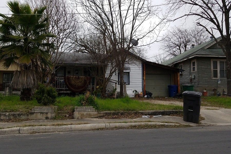 1st image of 1011 W Mariposa Dr