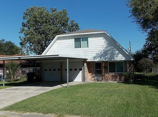 710 Kolb Rd, Pasadena, TX 77502