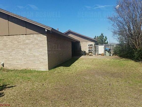 3rd image of 2809 Southpark Ln