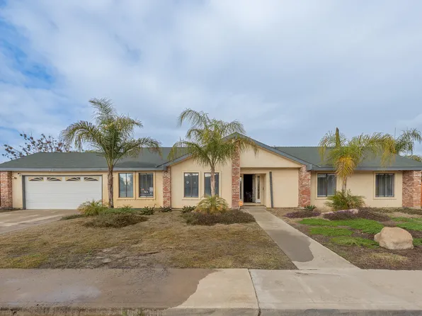 370 E Burlwood Lane, Lemoore, CA 93245