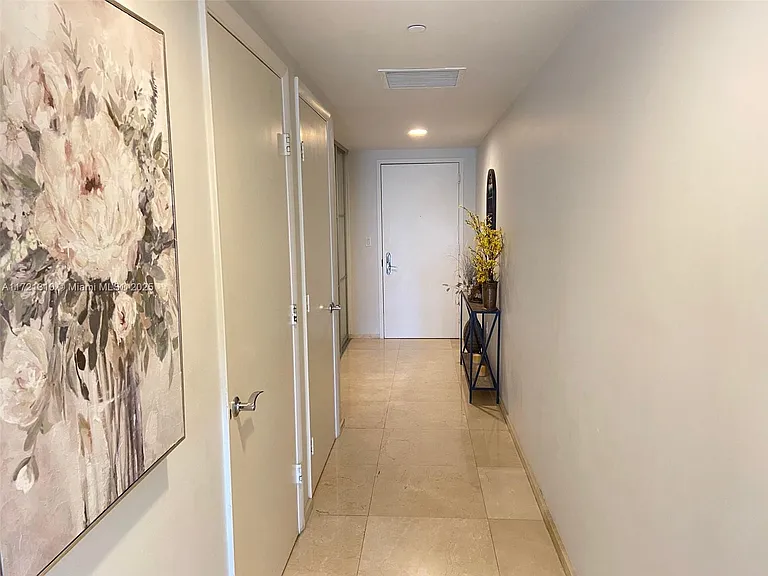 1830 S Ocean Dr #1905 — Photo 8