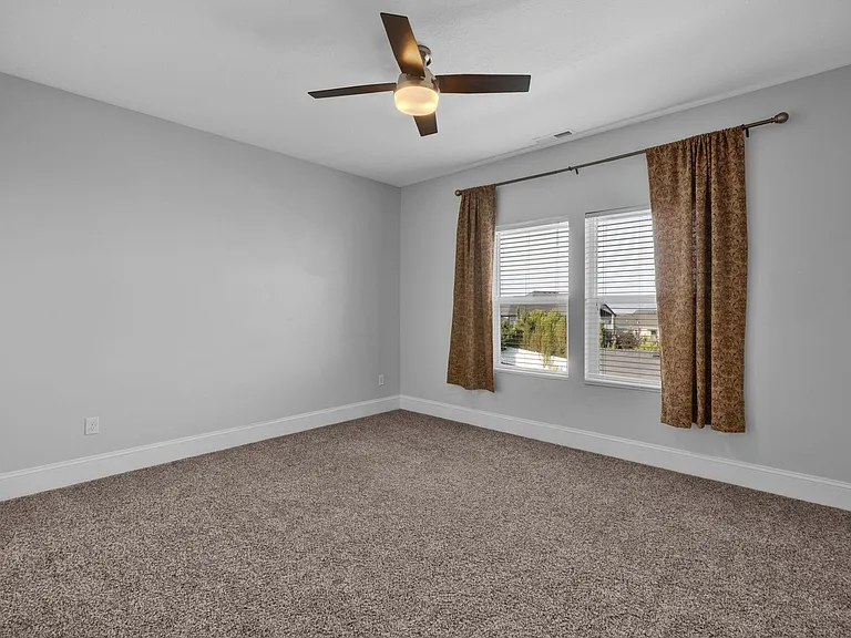 910 S Pace Pl — Photo 27