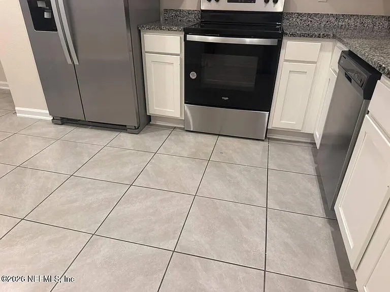 52 Pomona Way — Photo 27