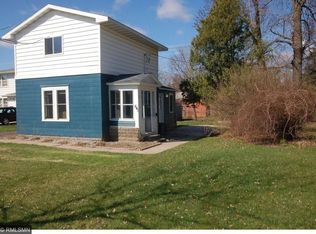 641 Ashland St S, Cambridge, MN 55008