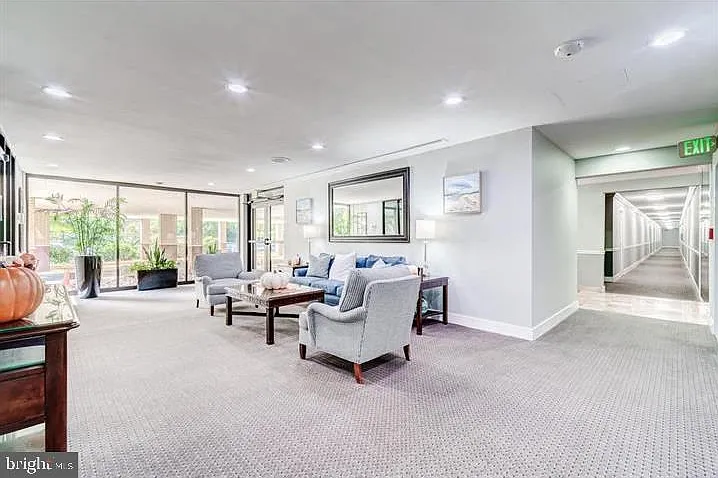 600 Roosevelt Blvd #312 — Photo 32
