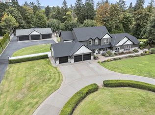 9700 NE Meadow Loop, Newberg, OR 97132