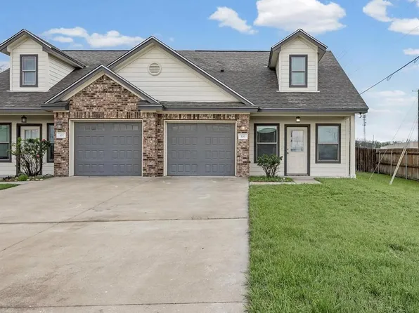 111 Stockton Family Ct, Jarrell, TX 76537