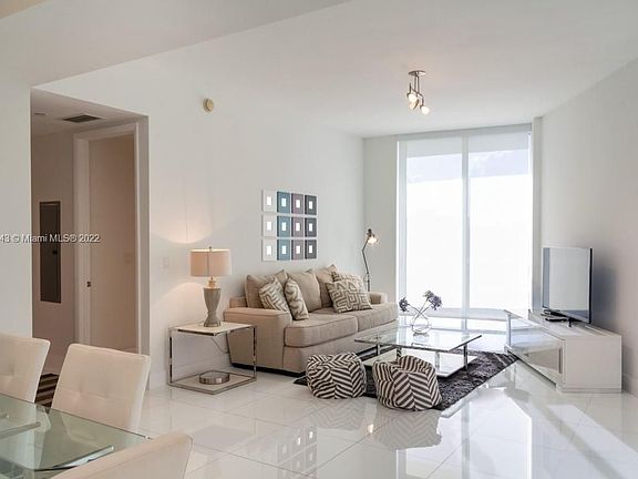 3rd image of 15811 Collins Ave APT 1605