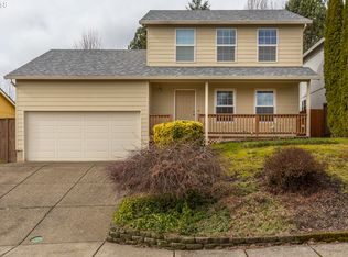 1088 SW Falcon Crest Dr, Dundee, OR 97115