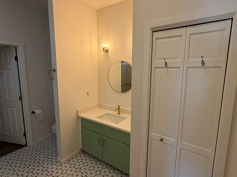 27 Hillside Pl #19 — Photo 7