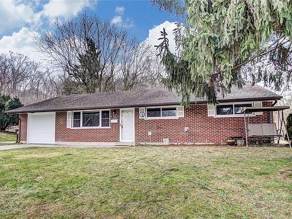 2nd image of 2122 Bushwick Dr