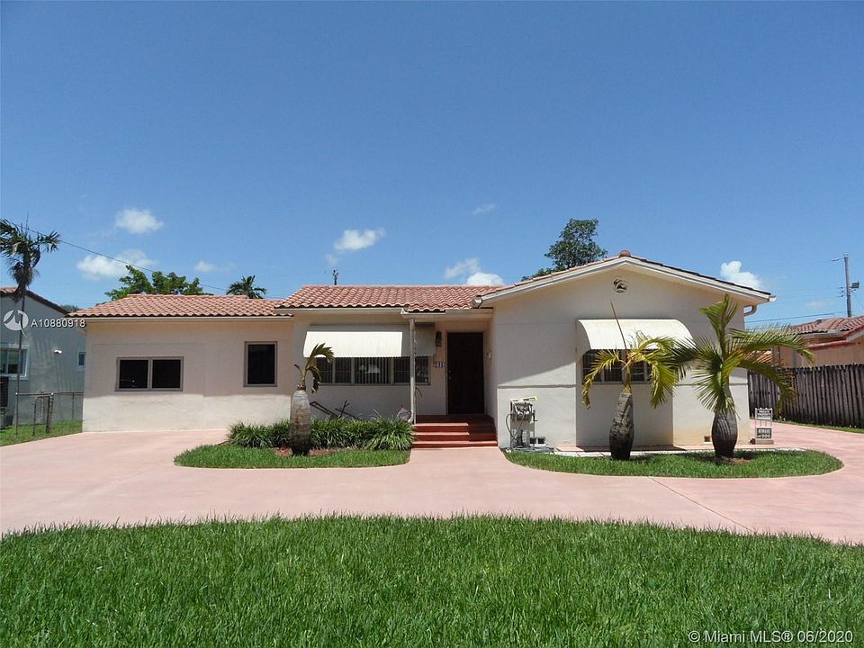 1st image of 241 Hammond Dr #241