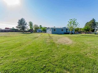 111 Ringhoff Rd, Burbank, WA 99323