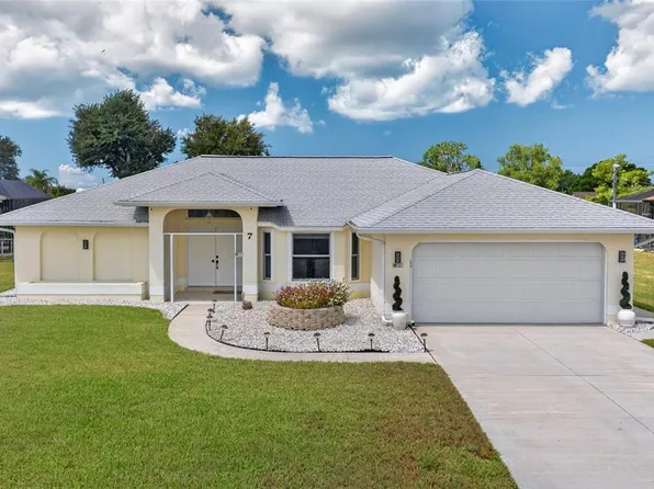 7 Fairway Rd, Rotonda West, FL 33947