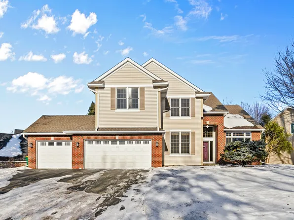 1517 Covington Ln, Eagan, MN 55122